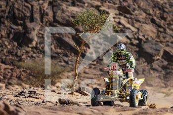 2022-01-11 - 186 Verza Carlos Alejandro (arg), Verza Rally Team, YFM 700 R, Quad, W2RC, action during the Stage 9 of the Dakar Rally 2022 around Wadi Ad Dawasir, on January 11th 2022 in Wadi Ad Dawasir, Saudi Arabia - STAGE 9 OF THE DAKAR RALLY 2022 AROUND WADI AD DAWASIR - RALLY - MOTORS