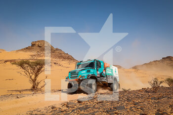 2022-01-11 - 504 Van Kasteren Janus (nld), Snijders Marcel (nld), Rodewald Darek (pol), Petronas Team de Rooy Iveco, Iveco Powerstar, T5 FIA Camion, action during the Stage 9 of the Dakar Rally 2022 around Wadi Ad Dawasir, on January 11th 2022 in Wadi Ad Dawasir, Saudi Arabia - STAGE 9 OF THE DAKAR RALLY 2022 AROUND WADI AD DAWASIR - RALLY - MOTORS