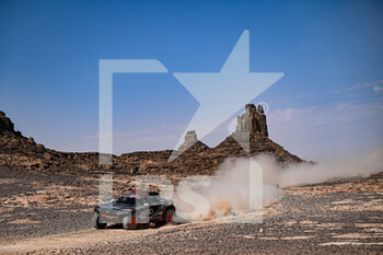 2022-01-11 - 200 Peterhansel Stéphane (fra), Boulanger Edouard (fra), Team Audi Sport, Audi RS Q e-tron, Auto FIA T1/T2, action during the Stage 9 of the Dakar Rally 2022 around Wadi Ad Dawasir, on January 11th 2022 in Wadi Ad Dawasir, Saudi Arabia - STAGE 9 OF THE DAKAR RALLY 2022 AROUND WADI AD DAWASIR - RALLY - MOTORS