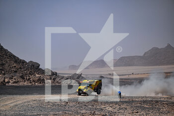 2022-01-11 - 503 during the Stage 9 of the Dakar Rally 2022 around Wadi Ad Dawasir, on January 11th 2022 in Wadi Ad Dawasir, Saudi Arabia - STAGE 9 OF THE DAKAR RALLY 2022 AROUND WADI AD DAWASIR - RALLY - MOTORS
