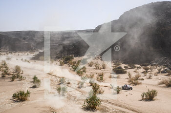 2022-01-12 - 207 De Villiers Giniel (zaf), Murphy Dennis (zaf), Toyota Gazoo Racing, Toyota GR DKR Hilux T1+, Auto FIA T1/T2, action during the Stage 10 of the Dakar Rally 2022 between Wadi Ad Dawasir and Bisha, on January 12th 2022 in Bisha, Saudi Arabia - STAGE 10 OF THE DAKAR RALLY 2022 BETWEEN WADI AD DAWASIR AND BISHA - RALLY - MOTORS