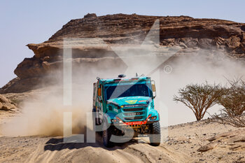 2022-01-12 - 515 Versteijnen Victor Willem Come (nld), Buursen Rob (nld), Smits Randy (nld), Petronas Team de Rooy Iveco, Iveco Powerstar, T5 FIA Camion, action during the Stage 10 of the Dakar Rally 2022 between Wadi Ad Dawasir and Bisha, on January 12th 2022 in Bisha, Saudi Arabia - STAGE 10 OF THE DAKAR RALLY 2022 BETWEEN WADI AD DAWASIR AND BISHA - RALLY - MOTORS