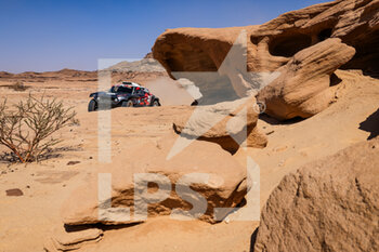 2022-01-12 - 216 Krotov Denis (raf), Zhiltsov Konstantin (raf), MSK Rally Team, John Cooper Works Buggy, Auto FIA T1/T2, W2RC, action during the Stage 10 of the Dakar Rally 2022 between Wadi Ad Dawasir and Bisha, on January 12th 2022 in Bisha, Saudi Arabia - STAGE 10 OF THE DAKAR RALLY 2022 BETWEEN WADI AD DAWASIR AND BISHA - RALLY - MOTORS