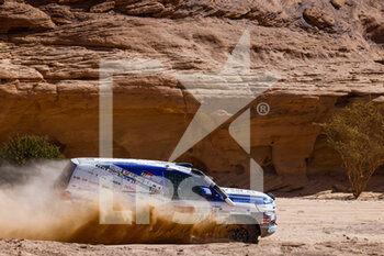 2022-01-12 - 245 Basso Ronald (fra), Polato Jean-Michel (fra), Toyota Auto Body, Toyota VDJ200, Auto FIA T1/T2, Motul, action during the Stage 10 of the Dakar Rally 2022 between Wadi Ad Dawasir and Bisha, on January 12th 2022 in Bisha, Saudi Arabia - STAGE 10 OF THE DAKAR RALLY 2022 BETWEEN WADI AD DAWASIR AND BISHA - RALLY - MOTORS