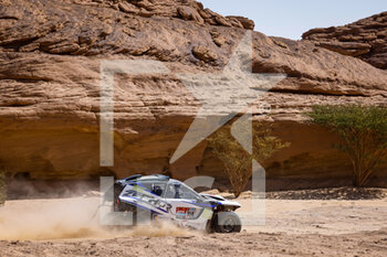 2022-01-12 - 316 Costes Lionel (fra), Tressens Christophe (fra), PH Sport Dans les pas de Léa, PH Sport Zephyr, T4 FIA SSV, W2RC, action during the Stage 10 of the Dakar Rally 2022 between Wadi Ad Dawasir and Bisha, on January 12th 2022 in Bisha, Saudi Arabia - STAGE 10 OF THE DAKAR RALLY 2022 BETWEEN WADI AD DAWASIR AND BISHA - RALLY - MOTORS