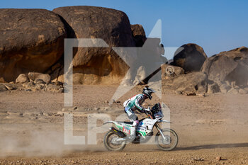 2022-01-13 - 138 Leloup Romain (fra), Team Reparstores, KTM 450 Rally Factory Replica, Moto, W2RC, Original by Motul, action during the Stage 11 of the Dakar Rally 2022 around Bisha, on January 13th 2022 in Bisha, Saudi Arabia - STAGE 11 OF THE DAKAR RALLY 2022 AROUND BISHA - RALLY - MOTORS