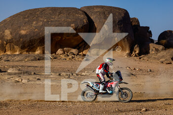 2022-01-13 - 35 Guillen Rivera Juan Pablo (mex), Nomadas Adventure, KTM 450 Rally, Moto, W2RC, action during the Stage 11 of the Dakar Rally 2022 around Bisha, on January 13th 2022 in Bisha, Saudi Arabia - STAGE 11 OF THE DAKAR RALLY 2022 AROUND BISHA - RALLY - MOTORS