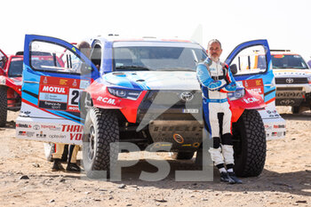 2022-01-13 - Chabot Ronan (fra), Overdrive Toyota, Toyota Hilux Overdrive, Auto FIA T1/T2, W2RC, portrait during the Stage 11 of the Dakar Rally 2022 around Bisha, on January 13th 2022 in Bisha, Saudi Arabia - STAGE 11 OF THE DAKAR RALLY 2022 AROUND BISHA - RALLY - MOTORS