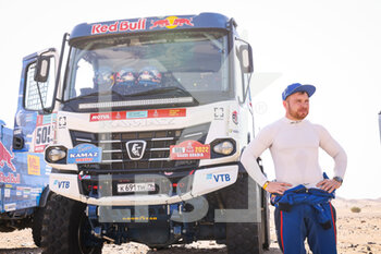 2022-01-13 - Nikolaev Eduard (rus), Kamaz-Master, Kamaz 43509, T5 FIA Camion, portrait during the Stage 11 of the Dakar Rally 2022 around Bisha, on January 13th 2022 in Bisha, Saudi Arabia - STAGE 11 OF THE DAKAR RALLY 2022 AROUND BISHA - RALLY - MOTORS