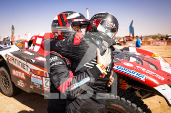 2022-01-14 - 212 Serradori Mathieu (fra), Minaudier Loic (fra), SRT Racing, Century CR6, Auto FIA T1/T2, W2RC, Motul, W2RC, atmosphere during the Stage 12 of the Dakar Rally 2022 between Bisha and Jeddah, on January 14th 2022 in Jeddah, Saudi Arabia - STAGE 12 OF THE DAKAR RALLY 2022 BETWEEN BISHA AND JEDDAH - RALLY - MOTORS