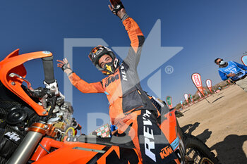 2022-01-14 - 90 Petrucci Danilo (ita), Tech 3 KTM Factory Racing, KTM 450 Rally Factory Replica, Moto, W2RC, action during the Stage 12 of the Dakar Rally 2022 between Bisha and Jeddah, on January 14th 2022 in Jeddah, Saudi Arabia - STAGE 12 OF THE DAKAR RALLY 2022 BETWEEN BISHA AND JEDDAH - RALLY - MOTORS