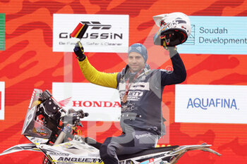 2022-01-14 - 56 Martiny Jérôme (bel), Team Dumontier Racing, Husqvarna 450 Rally, Moto, W2RC, action during the Podium Finish of the Dakar Rally 2022, on January 14th 2022 in Jeddah, Saudi Arabia - PODIUM FINISH - STAGE 12 OF THE DAKAR RALLY 2022 BETWEEN BISHA AND JEDDAH - RALLY - MOTORS