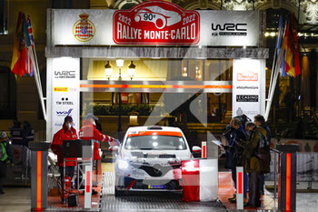 2022-01-20 - 70 Sacha ALTHAUS (CHE), Lisiane ZBINDEN (CHE), SACHA ALTHAUS RENAULT Clio Rally4, action during the 2022 WRC World Rally Car Championship, 90th edition of the Monte Carlo rally from January 20 to 23, 2022 at Monaco - 2022 WRC WORLD RALLY CAR CHAMPIONSHIP, 90TH EDITION OF THE MONTE CARLO RALLY - RALLY - MOTORS