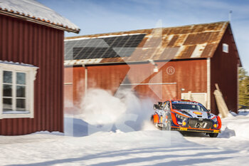 2022-02-26 - 11 NEUVILLE Thierry (bel), WYDAEGHE Martijn (bel), Hyundai Shell Mobis World Rally Team, Hyundai i20 N Rally 1, action during the Rally Sweden 2022, 2nd round of the 2022 WRC World Rally Car Championship, from February 24 to 27, 2022 at Umea, Vasterbotten County, Sweden - RALLY SWEDEN 2022, 2ND ROUND OF THE 2022 WRC WORLD RALLY CAR CHAMPIONSHIP - RALLY - MOTORS