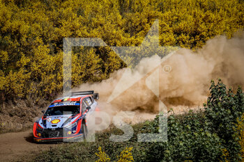 2022-05-20 - 11 NEUVILLE Thierry (bel), WYDAEGHE Martijn (bel), Hyundai Shell Mobis World Rally Team, Hyundai i20 N Rally 1, action during the Rally de Portugal 2022, 4th round of the 2022 WRC World Rally Car Championship, from May 19 to 22, 2022 at Matosinhos, Portugal - RALLY DE PORTUGAL 2022, 4TH ROUND OF THE 2022 WRC WORLD RALLY CAR CHAMPIONSHIP - RALLY - MOTORS