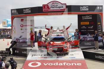 2022-05-21 - podium, portrait 26 ROSSEL Yohan (fra), SARREAUD Valentin (fra), Citroen C3, during the Rally de Portugal 2022, 4th round of the 2022 WRC World Rally Car Championship, from May 19 to 22, 2022 at Matosinhos, Portugal - RALLY DE PORTUGAL 2022, 4TH ROUND OF THE 2022 WRC WORLD RALLY CAR CHAMPIONSHIP - RALLY - MOTORS