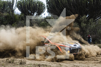 2022-06-24 - 11 NEUVILLE Thierry (bel), WYDAEGHE Martijn (bel), Hyundai Shell Mobis World Rally Team, Hyundai i20 N Rally 1, action during the Safari Rally Kenya 2022, 6th round of the 2022 WRC World Rally Car Championship, from June 23 to 26, 2022 at Nairobi, Kenya - AUTO - WRC - SAFARI RALLY KENYA 2022 - RALLY - MOTORS