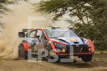 2022-06-25 - 11 NEUVILLE Thierry (bel), WYDAEGHE Martijn (bel), Hyundai Shell Mobis World Rally Team, Hyundai i20 N Rally 1, action during the Safari Rally Kenya 2022, 6th round of the 2022 WRC World Rally Car Championship, from June 23 to 26, 2022 at Nairobi, Kenya - AUTO - WRC - SAFARI RALLY KENYA 2022 - RALLY - MOTORS
