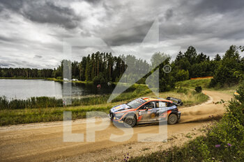 2022-07-17 - 11 NEUVILLE Thierry (bel), WYDAEGHE Martijn (bel), Hyundai Shell Mobis World Rally Team, Hyundai i20 N Rally 1, action during the Rally Estonia 2022, 7th round of the 2022 WRC World Rally Car Championship, from July 14 to 17, 2022 at Tartu, Estonia - AUTO - WRC - RALLY ESTONIA 2022 - RALLY - MOTORS