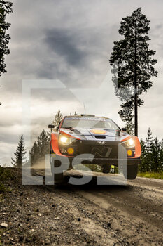 2022-08-05 - 11 NEUVILLE Thierry (bel), WYDAEGHE Martijn (bel), Hyundai Shell Mobis World Rally Team, Hyundai i20 N Rally 1, action during the Rally Finland 2022, 8th round of the 2022 WRC World Rally Car Championship, from August 4 to 7, 2022 at Jyvaskyla, Finland - AUTO - WRC - RALLY FINLAND 2022 - RALLY - MOTORS