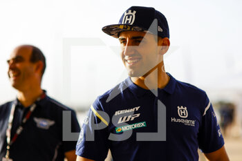 2022-10-18 - BENAVIDES Luciano (arg), Husqvarna Factory Racing, Husqvarna 450 Rally Factory, FIM W2RC, Moto, portrait during the Administrative and Technical verifications of the Andalucia Rally 2022, 4th round of the 2022 FIA World Rally-Raid Championship, from October 18 to 19, 2022 in Sevilla, Spain - AUTO - ANDALUCIA RALLY 2022 - RALLY - MOTORS