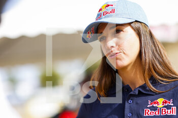 2022-10-18 - GUTIERREZ HERRERO Cristina (spa), GRallyTeam OT3, Red Bull Off-Road Junior Team, FIA W2RC, Auto, portrait during the Administrative and Technical verifications of the Andalucia Rally 2022, 4th round of the 2022 FIA World Rally-Raid Championship, from October 18 to 19, 2022 in Sevilla, Spain - AUTO - ANDALUCIA RALLY 2022 - RALLY - MOTORS