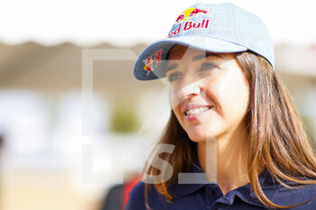 2022-10-18 - GUTIERREZ HERRERO Cristina (spa), GRallyTeam OT3, Red Bull Off-Road Junior Team, FIA W2RC, Auto, portrait during the Administrative and Technical verifications of the Andalucia Rally 2022, 4th round of the 2022 FIA World Rally-Raid Championship, from October 18 to 19, 2022 in Sevilla, Spain - AUTO - ANDALUCIA RALLY 2022 - RALLY - MOTORS