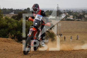 2022-10-19 - 105 COX Bradley (zaf), BAS World KTM Racing Team, KTM 450 Rally Raid Replica, FIM W2RC, Moto, action during the Prologue of the Andalucia Rally 2022, 4th round of the 2022 FIA World Rally-Raid Championship, on October 19, 2022 in Sevilla, Spain - AUTO - ANDALUCIA RALLY 2022 - RALLY - MOTORS