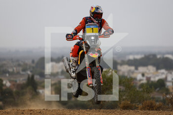 2022-10-19 - 01 BENAVIDES Kevin (arg), Red Bull KTM Factory Racing, KTM 450 Rally Factory, FIM W2RC, Moto, action during the Prologue of the Andalucia Rally 2022, 4th round of the 2022 FIA World Rally-Raid Championship, on October 19, 2022 in Sevilla, Spain - AUTO - ANDALUCIA RALLY 2022 - RALLY - MOTORS