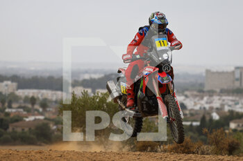 2022-10-19 - 11 CORNEJO FLORIMO Jose Ignacio (chl), Monster Energy Honda Team 2022, Honda CRF 450 Rally, FIM W2RC, Moto, action during the Prologue of the Andalucia Rally 2022, 4th round of the 2022 FIA World Rally-Raid Championship, on October 19, 2022 in Sevilla, Spain - AUTO - ANDALUCIA RALLY 2022 - RALLY - MOTORS