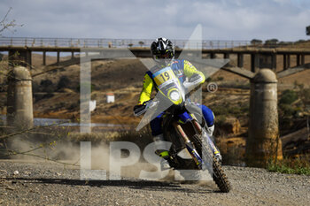2022-10-22 - 19 GONCALVES RUI (prt), Sherco TVS Rally Factory, Sherco Factory 450 SEF Rally, FIM W2RC, Moto, action during the Stage 3 of the Andalucia Rally 2022, 4th round of the 2022 FIA World Rally-Raid Championship, on October 22, 2022 in Sevilla, Spain - AUTO - ANDALUCIA RALLY 2022 - RALLY - MOTORS