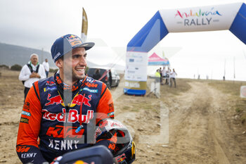 2022-10-23 - BENAVIDES Kevin (arg), Red Bull KTM Factory Racing, KTM 450 Rally Factory, FIM W2RC, Moto, portrait during the Stage 4 of the Andalucia Rally 2022, 4th round of the 2022 FIA World Rally-Raid Championship, on October 23, 2022 in Sevilla, Spain - AUTO - ANDALUCIA RALLY 2022 - RALLY - MOTORS