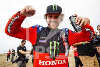 2022-10-23 - VAN BEVEREN Adrien (fra), Monster Energy Honda Team 2022, Honda CRF 450 Rally, FIM W2RC, Moto, portrait during the Stage 4 of the Andalucia Rally 2022, 4th round of the 2022 FIA World Rally-Raid Championship, on October 23, 2022 in Sevilla, Spain - AUTO - ANDALUCIA RALLY 2022 - RALLY - MOTORS