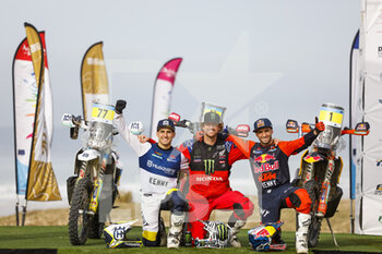 2022-10-23 - BENAVIDES Luciano (arg), Husqvarna Factory Racing, Husqvarna 450 Rally Factory, FIM W2RC, Moto, VAN BEVEREN Adrien (fra), Monster Energy Honda Team 2022, Honda CRF 450 Rally, FIM W2RC, Moto, BENAVIDES Kevin (arg), Red Bull KTM Factory Racing, KTM 450 Rally Factory, FIM W2RC, Moto, portrait during the Stage 4 of the Andalucia Rally 2022, 4th round of the 2022 FIA World Rally-Raid Championship, on October 23, 2022 in Sevilla, Spain - AUTO - ANDALUCIA RALLY 2022 - RALLY - MOTORS