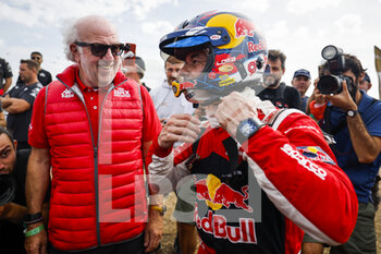 2022-10-23 - RICHARDS David (gbr), portrait, LOEB Sébastien (fra), Bahrain Raid Xtreme, Prodrive Hunter, FIA W2RC, Auto, portrait during the Stage 4 of the Andalucia Rally 2022, 4th round of the 2022 FIA World Rally-Raid Championship, on October 23, 2022 in Sevilla, Spain - AUTO - ANDALUCIA RALLY 2022 - RALLY - MOTORS