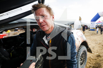 2022-10-23 - CHICHERIT Guerlain (fra), GCK Motorsport, Bahrain Raid Xtreme, Prodrive Hunter, FIA W2RC, Auto, portrait during the Stage 4 of the Andalucia Rally 2022, 4th round of the 2022 FIA World Rally-Raid Championship, on October 23, 2022 in Sevilla, Spain - AUTO - ANDALUCIA RALLY 2022 - RALLY - MOTORS