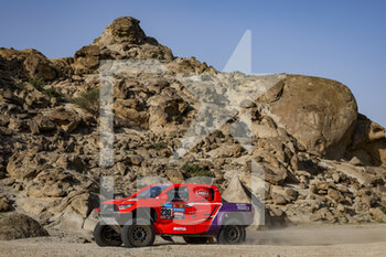 2022-12-30 - 230 MORAES Lucas (bra), GOTTSCHALK Timo (ger), Overdrive Racing, Toyota Hilux, Auto, action during the Private test of the Dakar 2023, from December 28 to 29, 2022 near Yanbu, Saudi Arabia - AUTO - DAKAR 2023 - PRIVATE TESTS - RALLY - MOTORS