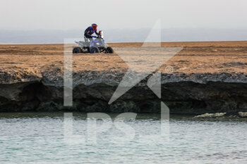 2022-12-31 - 153 VARGA Juraj (svk), Varga Motorsport Team, Yamaha, Quad, FIM W2RC, action during the Prologue of the Dakar 2023, on December 31, 2022 near Yanbu, Saudi Arabia - AUTO - DAKAR 2023 - PROLOGUE - RALLY - MOTORS
