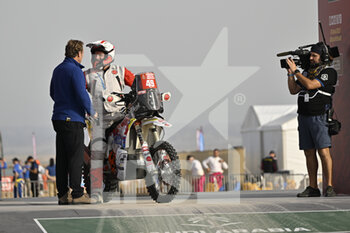 2022-12-31 - 49 ZACCHETTI Cesare (ita), Team Lucky Explorer, MV Augusta, KTM, Moto, Original by Motul, Motul, action during the Starting podium ceremony of the Dakar 2023, on December 31, 2022 near Yanbu, Saudi Arabia - AUTO - DAKAR 2023 - PODIUM START - RALLY - MOTORS