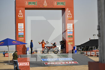 2022-12-31 - 39 MELOT Benjamin (fra), Team Esprit KTM, KTM, Moto, Original by Motul, action during the Starting podium ceremony of the Dakar 2023, on December 31, 2022 near Yanbu, Saudi Arabia - AUTO - DAKAR 2023 - PODIUM START - RALLY - MOTORS