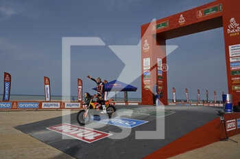 2022-12-31 - during the Starting podium ceremony of the Dakar 2023, on December 31, 2022 near Yanbu, Saudi Arabia - AUTO - DAKAR 2023 - PODIUM START - RALLY - MOTORS