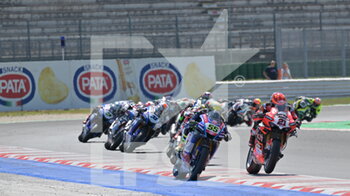2022-06-12 - N°21 Michael Ruben Rinaldi ITA Ducati Panigale V4 R Aruba.it Racing - DUCATI
First lap - PIRELLI EMILIA-ROMAGNA ROUND FIM SUPERBIKE WORLD CHAMPIONSHIP 2022 - RACE2 - SUPERBIKE - MOTORS