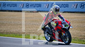 2022-07-30 - N°19 Alvaro Bautista ESP  Ducati Panigale V4R ARUBA.IT Racing - Ducati - PROSECCO DOC CZECH ROUND 6 - SUPERPOLE RACE - SUPERBIKE - MOTORS