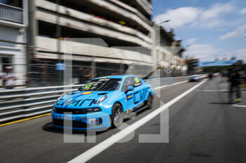 2022-05-08 - starting grid, grille de depart, 55 QING HUA Ma (CHN), Cyan Racing Lynk & Co, Lynk & Co 03 TCR, action during the WTCR - Race of France 2022, 1st round of the 2022 FIA World Touring Car Cup, from May 7 to 8 in Pau, France - WTCR - RACE OF FRANCE 2022, 1ST ROUND OF THE 2022 FIA WORLD TOURING CAR CUP  - GRAND TOURISM - MOTORS