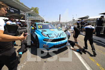 08/05/2022 - 11 BJORK Thed (SUE), Cyan Performance Lynk & Co, Lynk & Co 03 TCR, actionN during the WTCR - Race of France 2022, 1st round of the 2022 FIA World Touring Car Cup, from May 7 to 8 in Pau, France - WTCR - RACE OF FRANCE 2022, 1ST ROUND OF THE 2022 FIA WORLD TOURING CAR CUP  - TURISMO E GRAN TURISMO - MOTORI