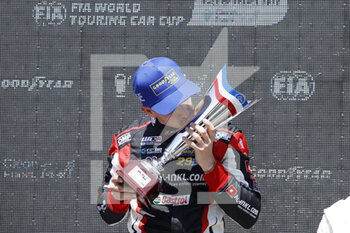 2022-05-08 - GIROLAMI Nestor (ARG), ALL-INKL.COM Münnich Motorsport, Honda Civic Type R TCR, portrait podium, during the WTCR - Race of France 2022, 1st round of the 2022 FIA World Touring Car Cup, from May 7 to 8 in Pau, France - WTCR - RACE OF FRANCE 2022, 1ST ROUND OF THE 2022 FIA WORLD TOURING CAR CUP  - GRAND TOURISM - MOTORS