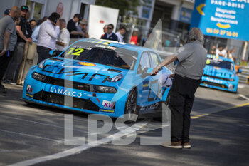 2022-05-08 - 12 URRUTIA Santiago (URY), Cyan Performance Lynk & Co, Lynk & Co 03 TCR, ambiance during the WTCR - Race of France 2022, 1st round of the 2022 FIA World Touring Car Cup, from May 7 to 8 in Pau, France - WTCR - RACE OF FRANCE 2022, 1ST ROUND OF THE 2022 FIA WORLD TOURING CAR CUP  - GRAND TOURISM - MOTORS