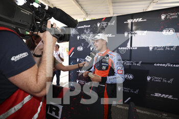 2022-05-08 - AZCONA Mikel (ESP), BRC Hyundai N Squadra Corse, Hyundai Elantra N TCR, portrait during the WTCR - Race of France 2022, 1st round of the 2022 FIA World Touring Car Cup, from May 7 to 8 in Pau, France - WTCR - RACE OF FRANCE 2022, 1ST ROUND OF THE 2022 FIA WORLD TOURING CAR CUP  - GRAND TOURISM - MOTORS