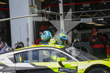 15/05/2022 - 46 Rossi Valentino (ita), Vervisch Frédéric (bel), Team WRT, Audi R8 LMS evo II GT3, action, pit stop during the 2nd round of the 2022 GT World Challenge Europe Sprint Cup, from May 13 to 15 on the Circuit de Nevers Magny-Cours in Magny-Cours, France - 2ND ROUND OF THE 2022 GT WORLD CHALLENGE EUROPE SPRINT CUP - TURISMO E GRAN TURISMO - MOTORI