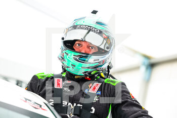 2022-05-26 - HUFF Rob (GBR), Zengo Motorsport, CUPRA Leon Competición, portrait during the WTCR - Race of Germany 2022, 2nd round of the 2022 FIA World Touring Car Cup, on the Nurburgring Nordschleife from May 26 to 28 in Nurburg, Germany - AUTO - WTCR - RACE OF GERMANY 2022 - GRAND TOURISM - MOTORS